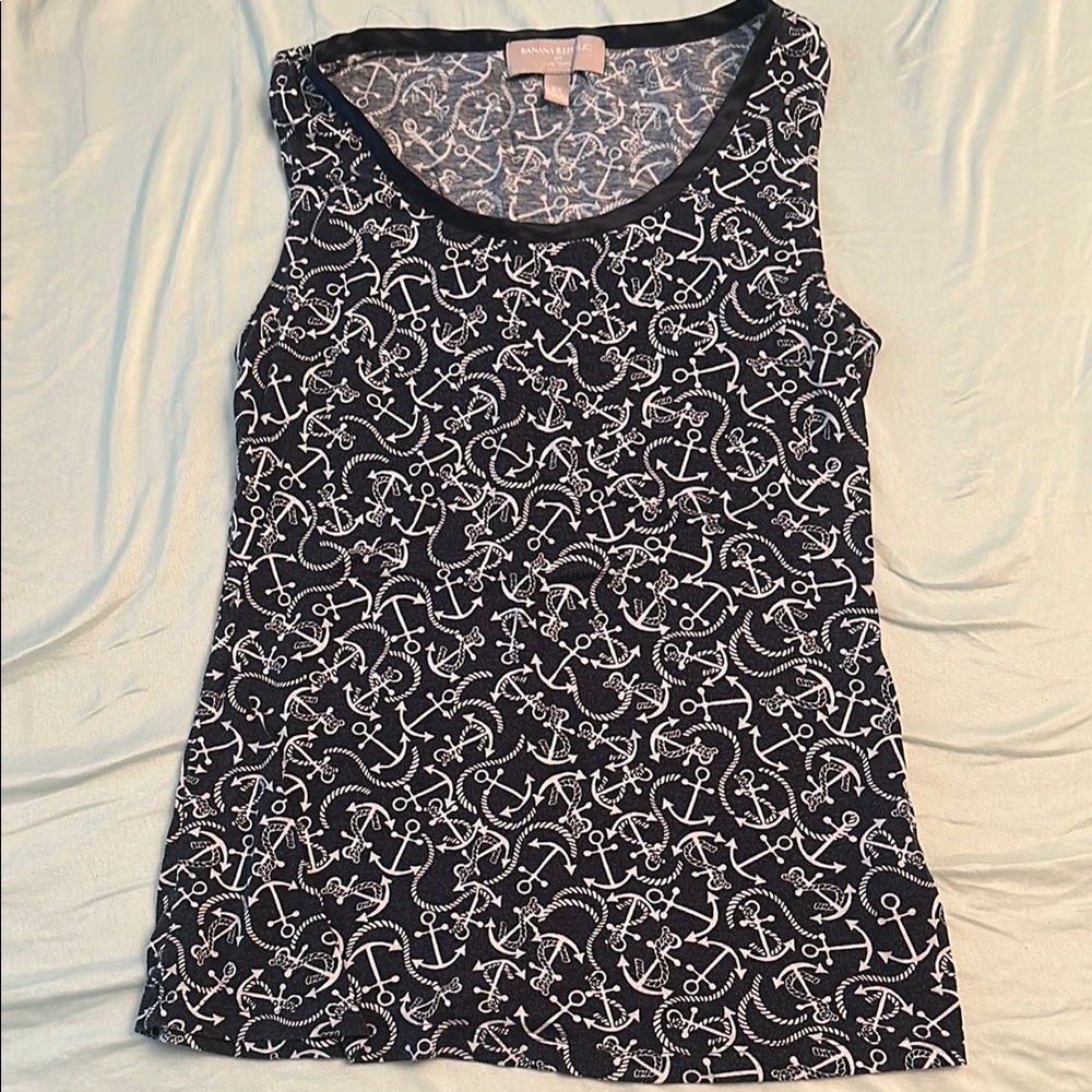 Banana Republic Black and White Tank Top with Intricate Pattern